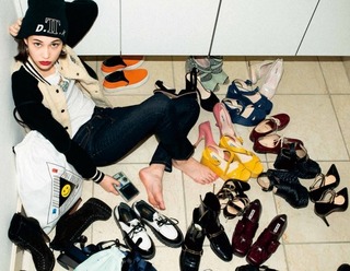 Kiko Mizuhara feet photo 2
