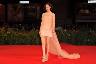 Kiko Mizuhara feet photo 1