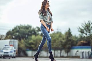 Kim Ah-jung feet photo 19