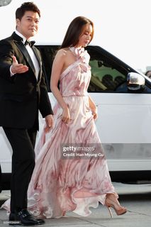 Kim Ah-jung feet photo 3