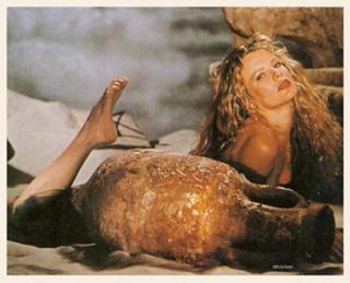 Kim Basinger feet photo thumbnail