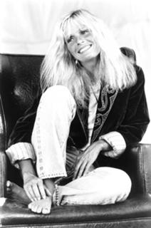 Kim Carnes feet photo 4