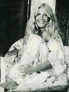 Kim Carnes feet photo 1
