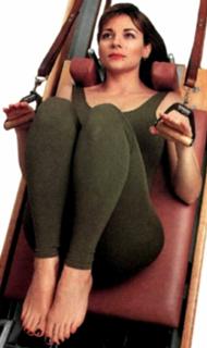 Kim Cattrall feet photo thumbnail