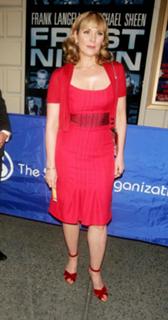 Kim Cattrall feet photo thumbnail