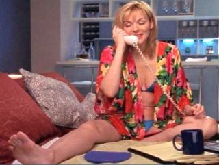 Kim Cattrall feet photo thumbnail