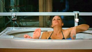 Kim Cattrall feet photo thumbnail