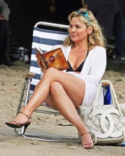 Kim Cattrall feet photo thumbnail
