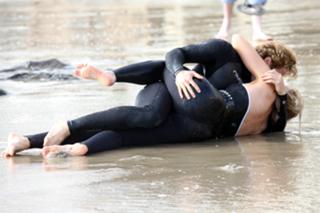 Kim Cattrall feet photo thumbnail