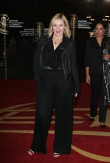 Kim Cattrall feet photo thumbnail