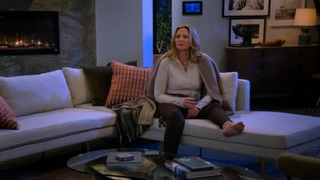 Kim Cattrall feet photo thumbnail