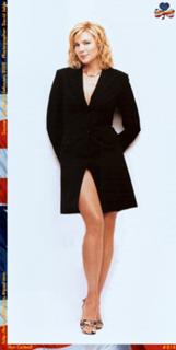 Kim Cattrall feet photo thumbnail