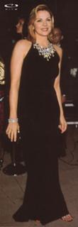 Kim Cattrall feet photo thumbnail