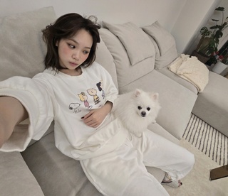 Kim Chae-won feet photo thumbnail