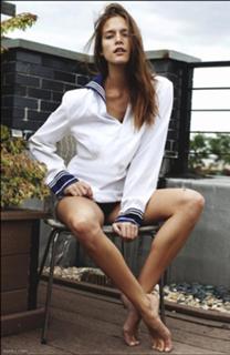 Kim Cloutier feet photo 17