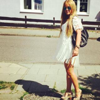 Kim Debkowski feet photo 19