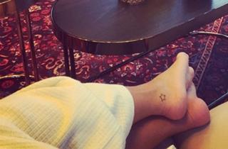 Kim Debkowski feet photo 9