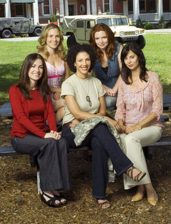 Kim Delaney feet photo thumbnail