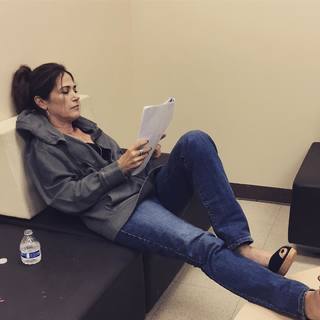 Kim Delaney feet photo thumbnail