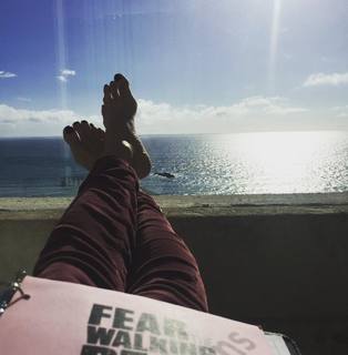 Kim Dickens feet photo thumbnail