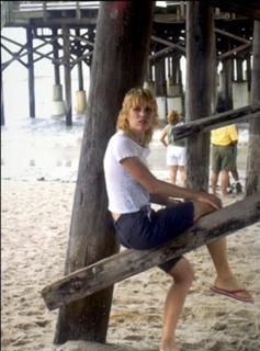 Kim Dickens feet photo thumbnail
