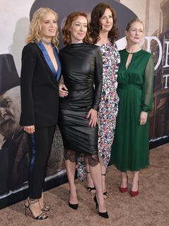 Kim Dickens feet photo thumbnail