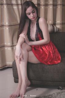 Kim Domingo feet photo 2