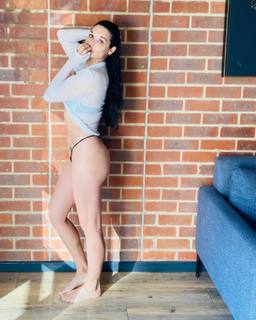 Kim Engelbrecht feet photo 14