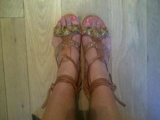 Kim Feenstra feet photo 3