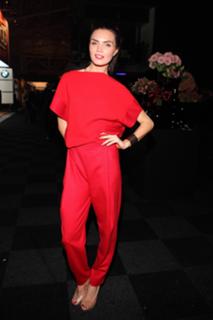 Kim Feenstra feet photo 7