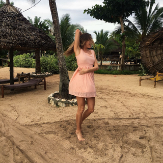 Kim Feenstra feet photo 5