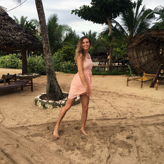 Kim Feenstra feet photo 4