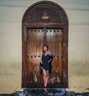 Kim Feenstra feet photo 3