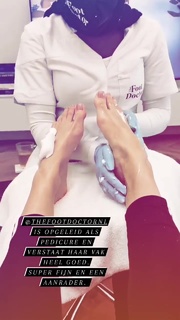 Kim Feenstra feet photo 1