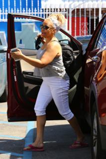 Kim Fields feet photo thumbnail