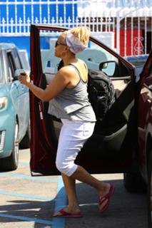 Kim Fields feet photo thumbnail