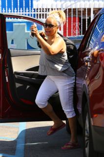 Kim Fields feet photo thumbnail