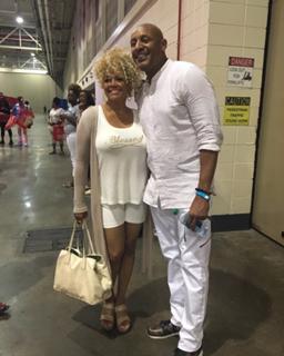 Kim Fields feet photo thumbnail