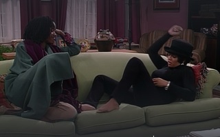 Kim Fields feet photo thumbnail