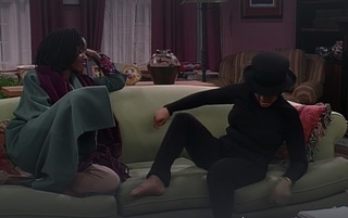 Kim Fields feet photo thumbnail