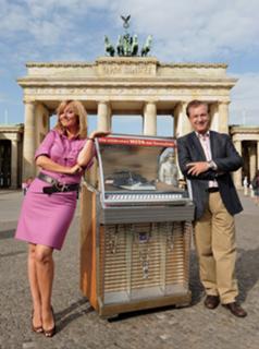 Kim Fisher feet photo thumbnail