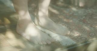 Kim Go-eun feet photo 15