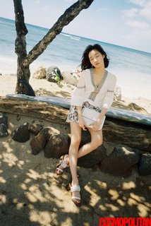 Kim Go-eun feet photo 15