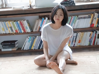 Kim Go-eun feet photo 19