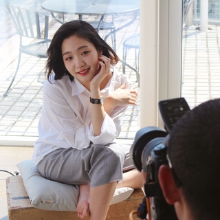 Kim Go-eun feet photo 3