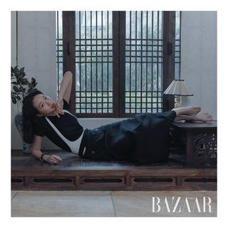 Kim Go-eun feet photo 4