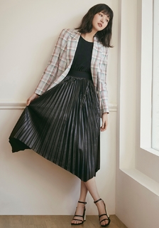 Kim Go-eun feet photo 2