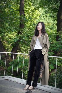 Kim Go-eun feet photo 10