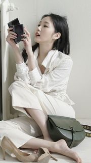 Kim Go-eun feet photo 9