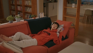 Kim Go-eun feet photo 14